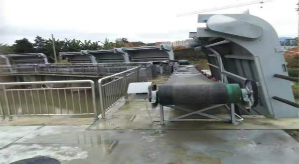 螺旋式格栅机 螺旋式格栅机